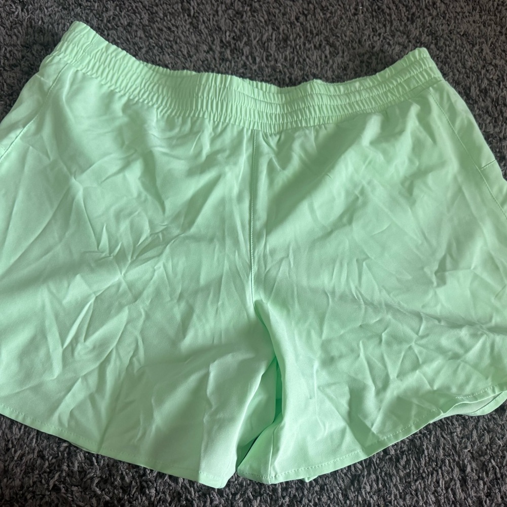 Columbia Mint Green Women's Shorts